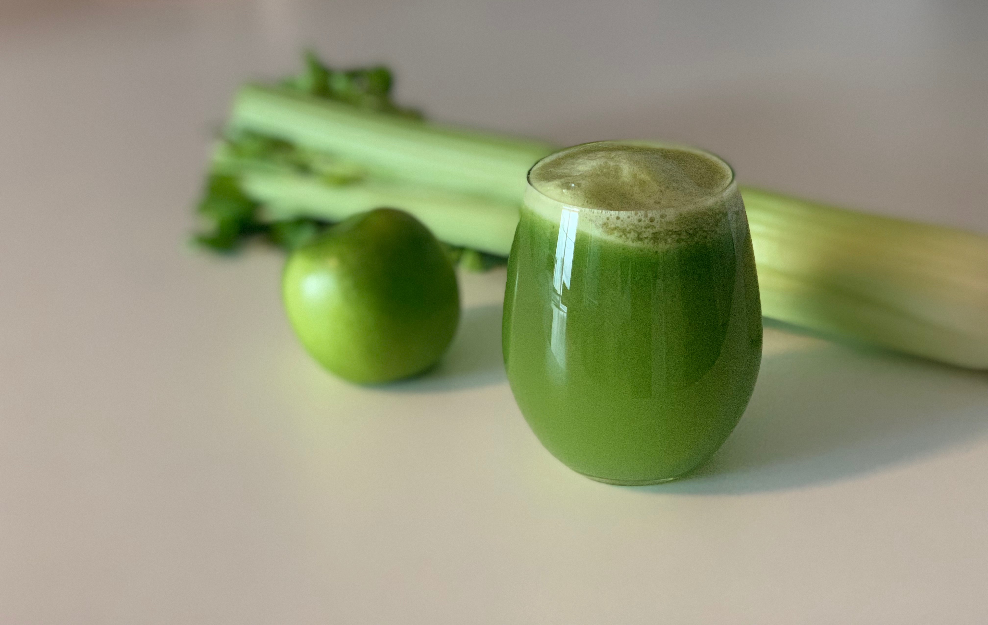 Celery Juice Recipe for Hormonal Acne. Flavia KWEBIIHA